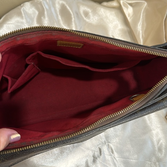 Vintage Louis Vuitton Bag - Picture 6 of 12